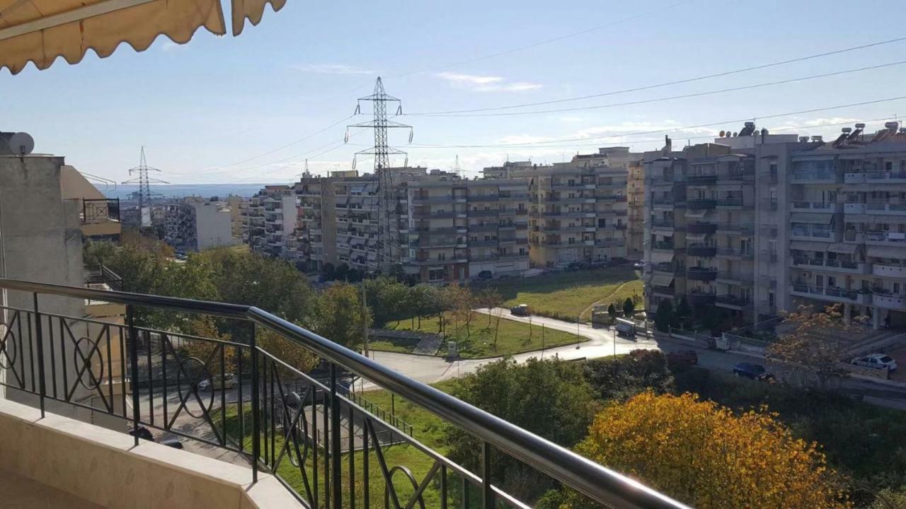 Third Floor Lux Apartment With Nice View 塞萨洛尼基 外观 照片