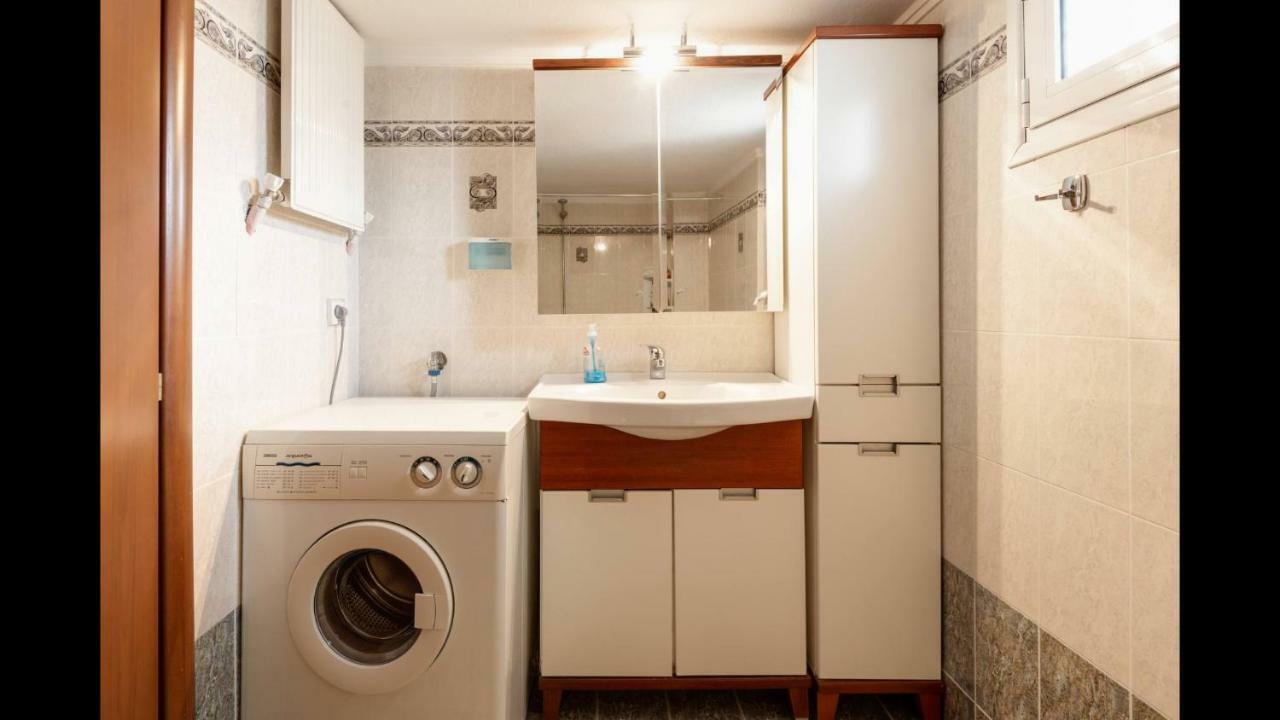 Third Floor Lux Apartment With Nice View 塞萨洛尼基 外观 照片
