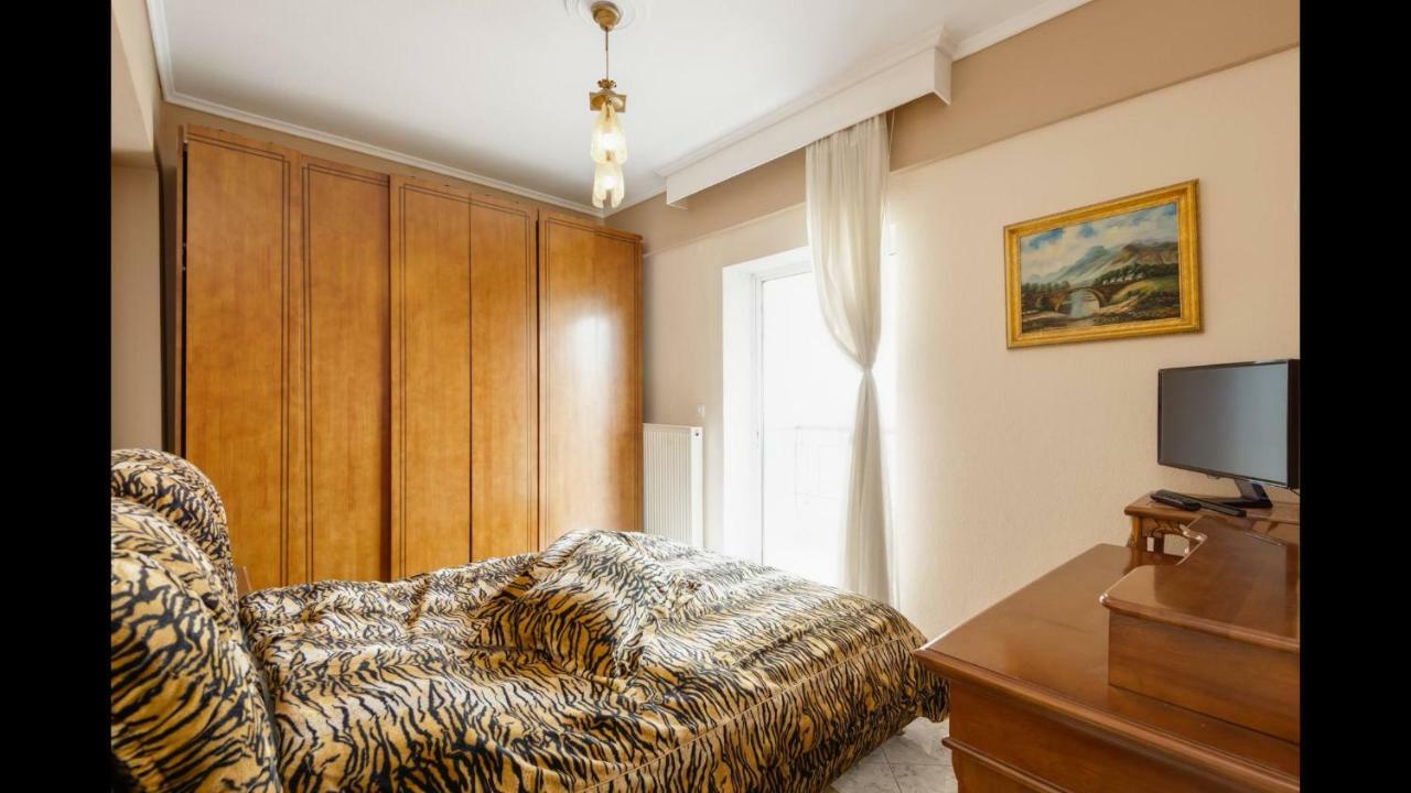 Third Floor Lux Apartment With Nice View 塞萨洛尼基 外观 照片